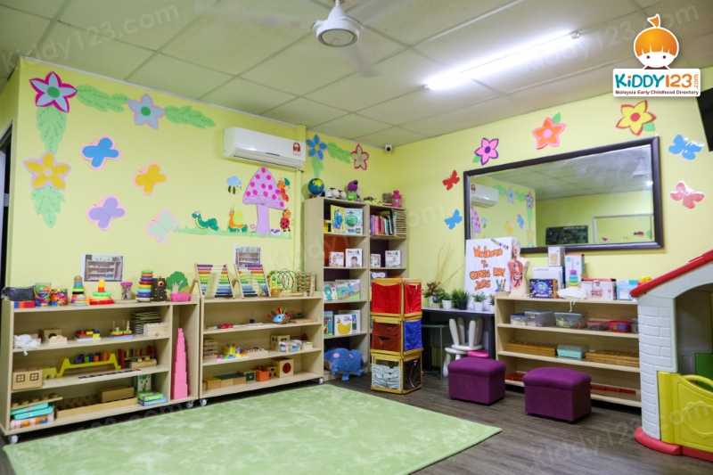 Orange Montessori Kidz, Seri Kembangan Orange Montessori Kidz, Seri Kembangan