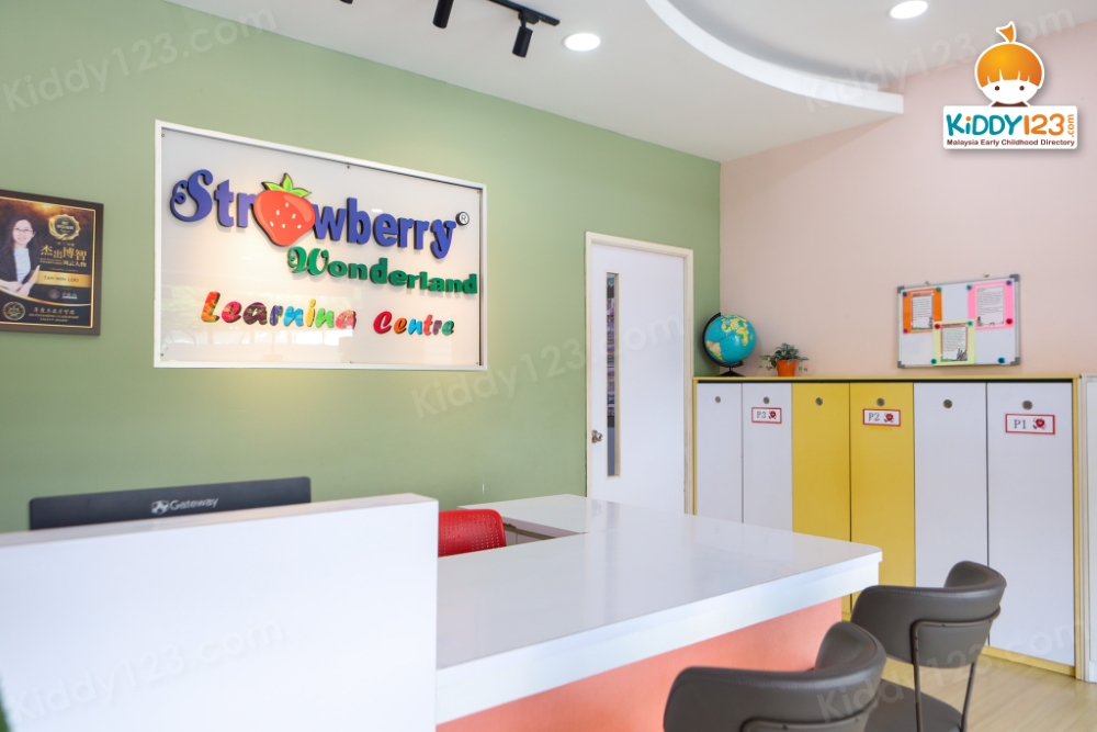 Strawberry Wonderland Learning Centre, Taman Prima Saujana, Kajang