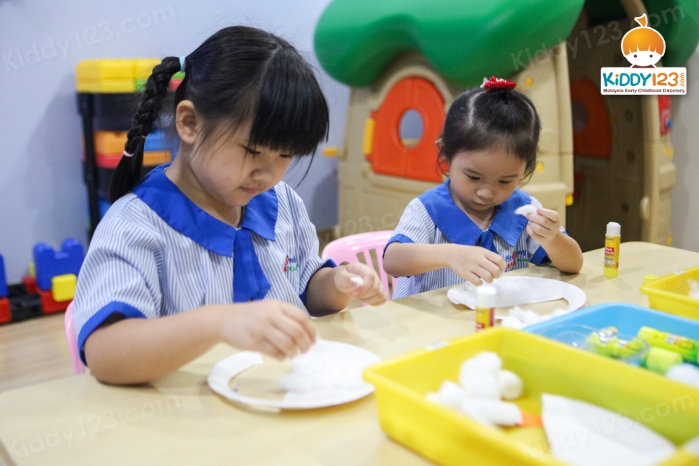 Strawberry Wonderland Learning Centre, Taman Prima Saujana, Kajang