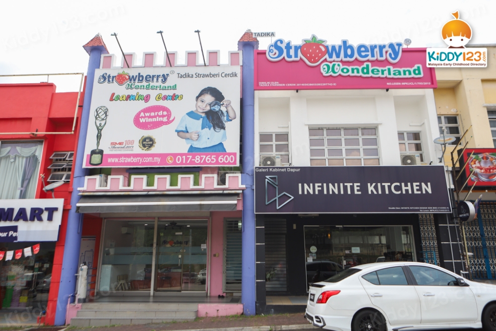 Strawberry Wonderland Learning Centre, Taman Prima Saujana, Kajang