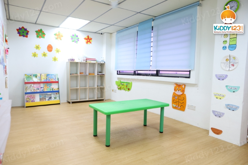 Orange Montessori Kidz, USJ Taipan