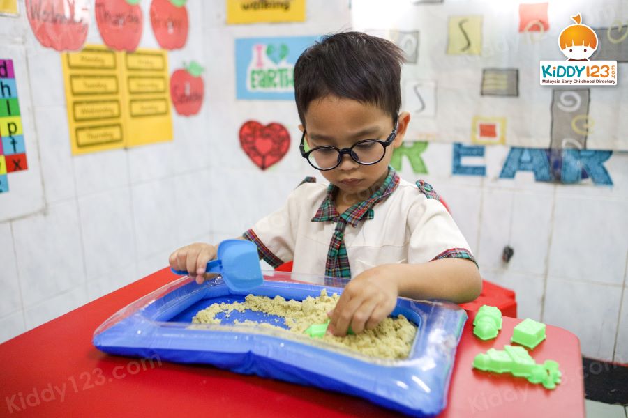 Apple King – Main Centre, Sungai Chua (Tadika Epal Besar)