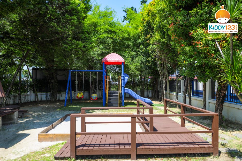 The children’s house Montessori, Setia Alam
