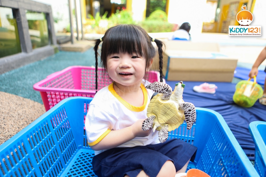 PeiKen Mandarin-English Puchong