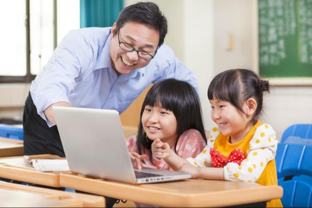 The Definitive Guide For Your Kids to Start Coding