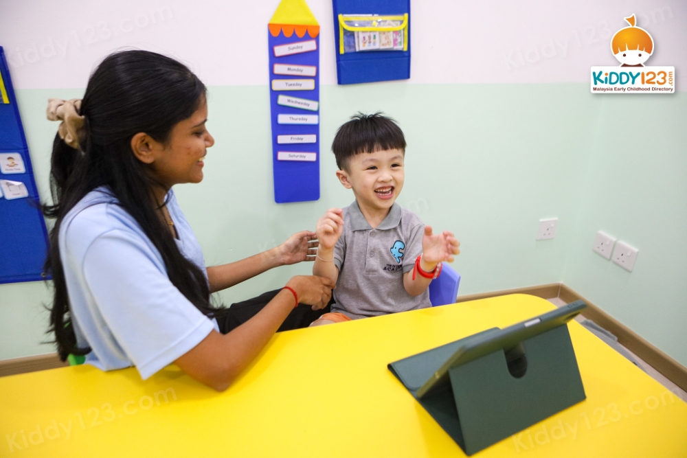The Integrative Academy, Klang