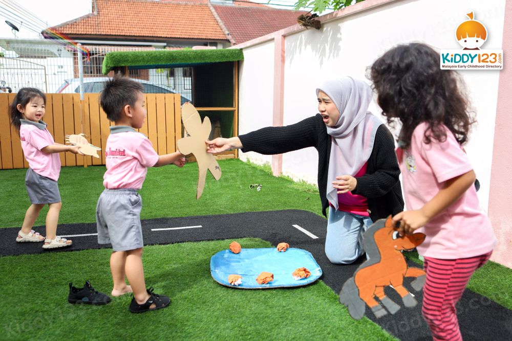 Casa Bambini Early Childcare Centre PJ Newtown Casa Bambini Early Childcare Centre PJ Newtown