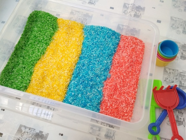 5 DIY Messy Play Ideas for Children