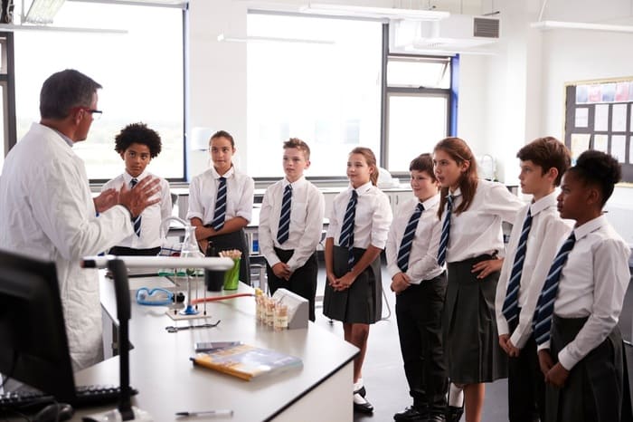 Chinese School vs International School: Which Is Better Chinese School vs International School: Which Is Better