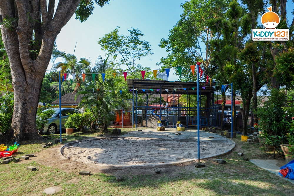 Beaconhouse Preschool Sri-Petaling Beaconhouse Preschool Sri-Petaling