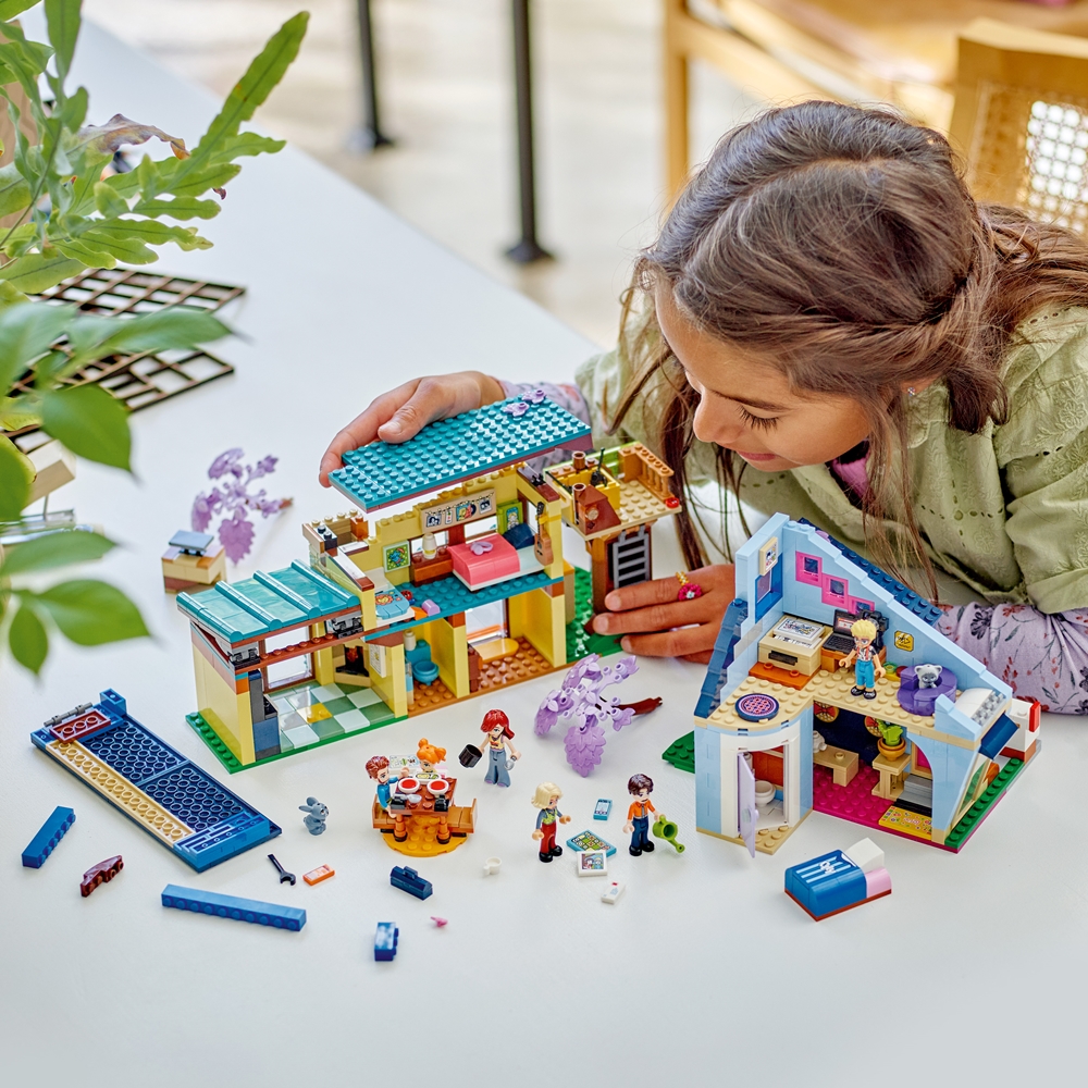 Empowering Girls Brick by Brick LEGO Empowering Girls Brick by Brick LEGO